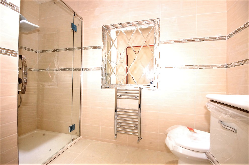 Glasgow Apartments' Interior Modern Bathroom Glasgow by