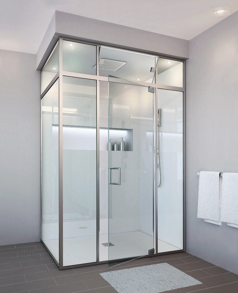 Idee per un'ampia stanza da bagno padronale minimal con doccia ad angolo, piastrelle bianche, lastra di vetro, pareti grigie e pavimento con piastrelle in ceramica