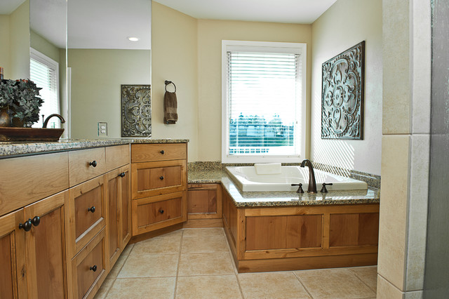 https://st.hzcdn.com/simgs/pictures/bathrooms/glazed-alder-vanity-j-alexander-fine-woodworking-img~45d1388c02cb0034_4-4474-1-2610a1d.jpg