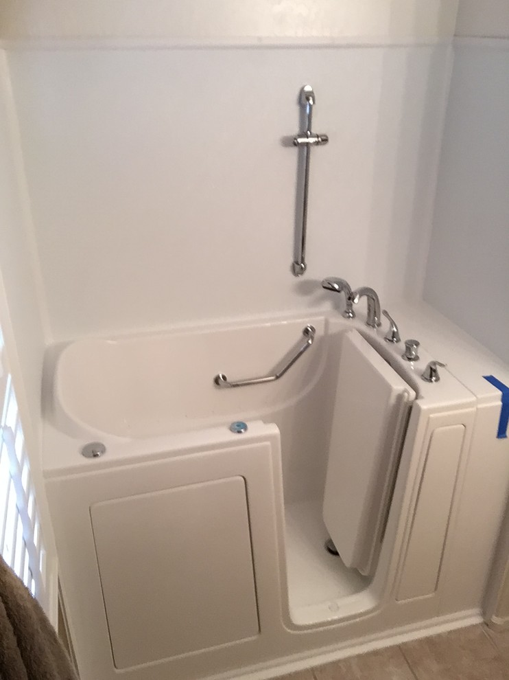 Glendale Arizona Walk In Tub Bathroom Phoenix by Independent Home