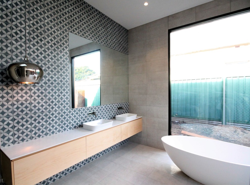 Example of a danish bathroom design in Adelaide