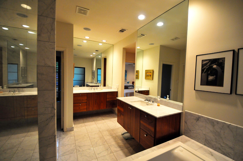 Modernes Badezimmer in Dallas