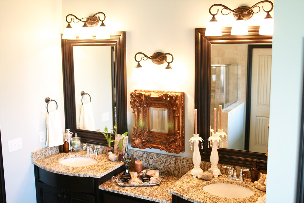 Example of a classic bathroom design in Oklahoma City