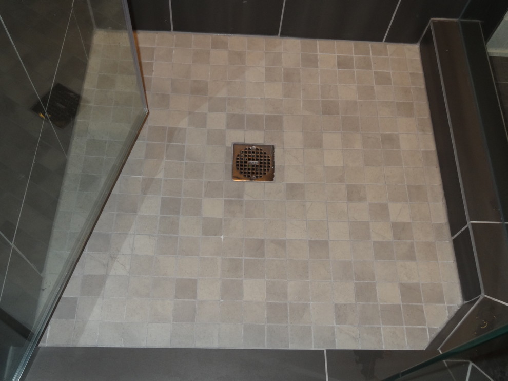 Guelph Master Bath Traditional Bathroom Toronto by Ecnomus