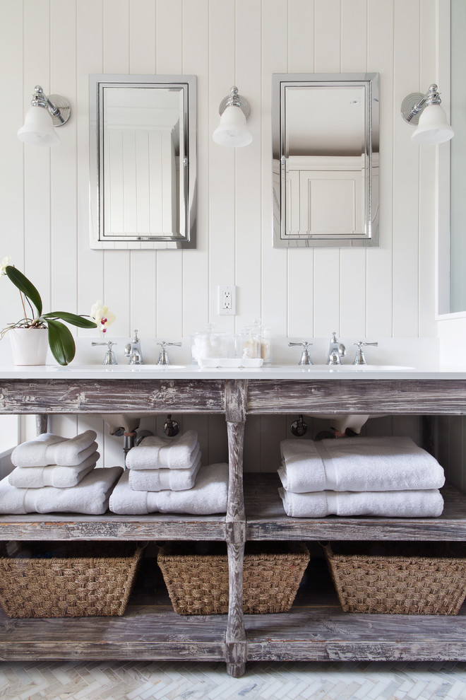Guelph Residence Bathroom Toronto by Hettel Nana Design