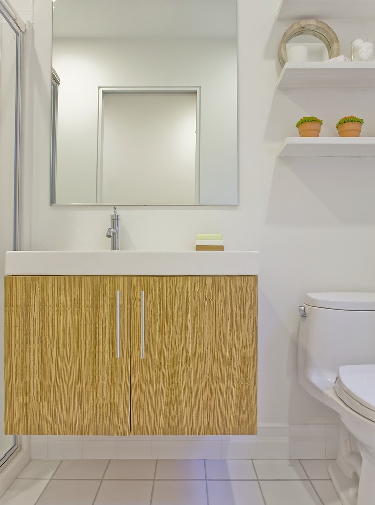 Minimalist bathroom photo in Boston