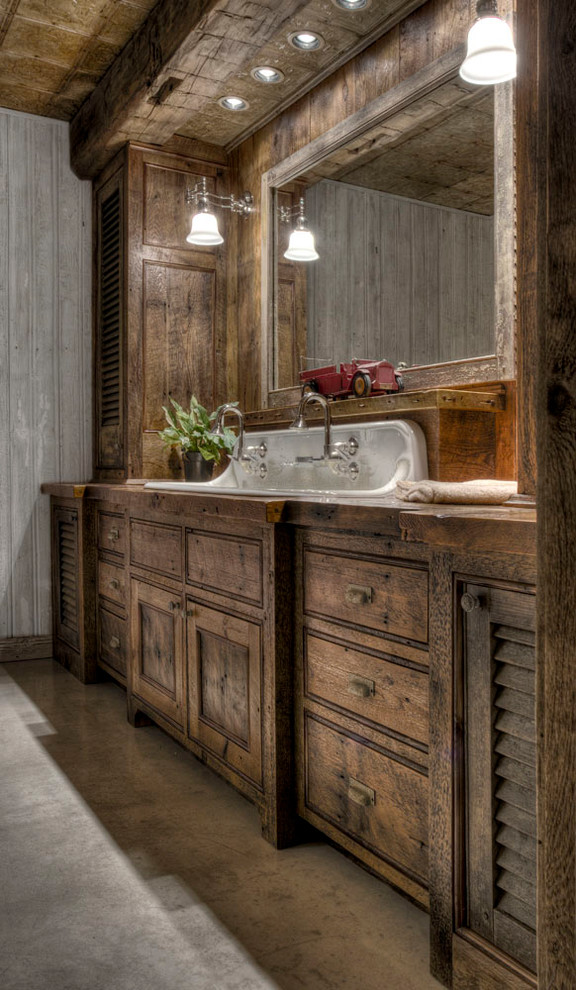 Gull Lake Retreat - Rustic - Bathroom - Minneapolis - by Big Wood