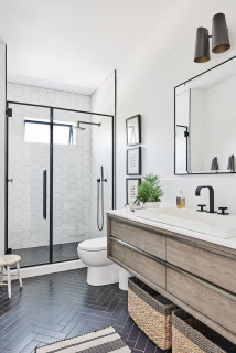75 Black Floor Bathroom Ideas You'll Love - April, 2024