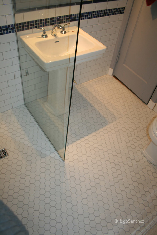Hexagonal shower floor tiles Traditional Bathroom Montreal by