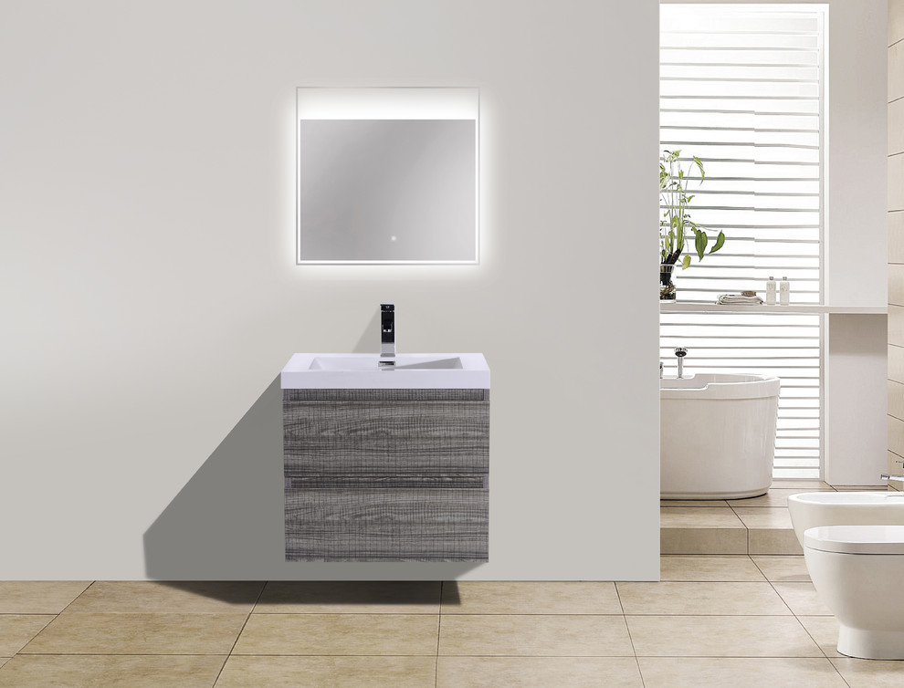 Imagen de cuarto de baño moderno de tamaño medio con armarios tipo mueble y puertas de armario grises