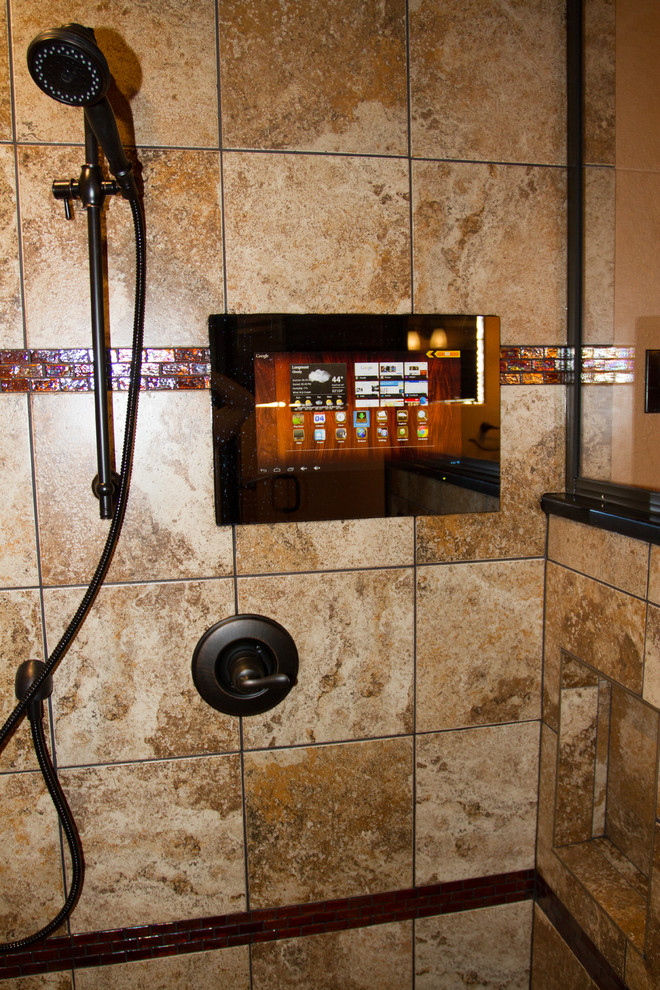 Стильный дизайн: главная ванная комната среднего размера в современном стиле с фасадами с утопленной филенкой, светлыми деревянными фасадами, накладной ванной, угловым душем, коричневой плиткой, керамогранитной плиткой, коричневыми стенами, полом из керамогранита, столешницей терраццо, коричневым полом, душем с распашными дверями и врезной раковиной - последний тренд