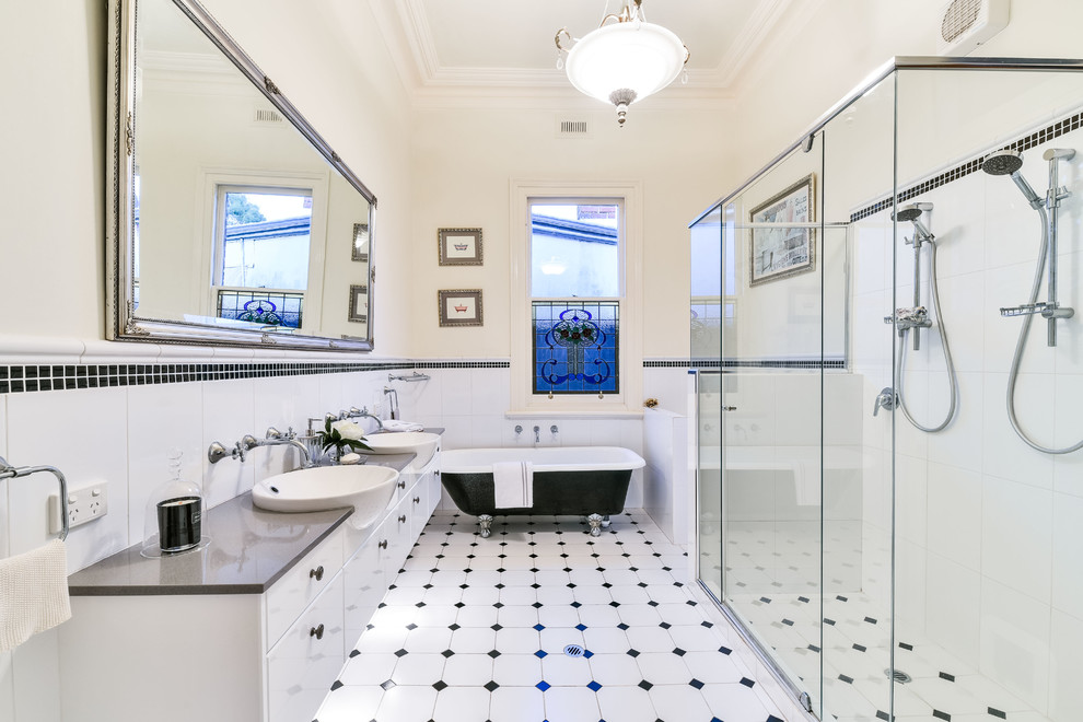 This is an example of a traditional bathroom in Perth.