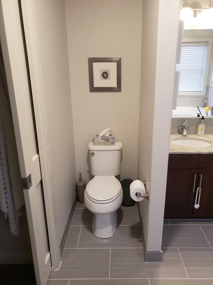 Highland Park Bathroom Traditional Bathroom Calgary by Tyvan