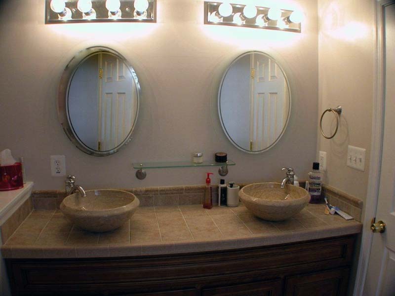 Elegant bathroom photo in Baltimore