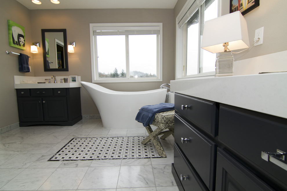 I want to take a bath in here Modern Bathroom Portland by Neil