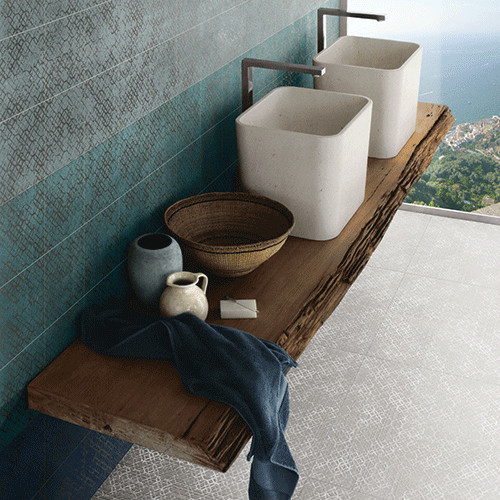 Inspiration for a scandinavian bathroom remodel in Copenhagen