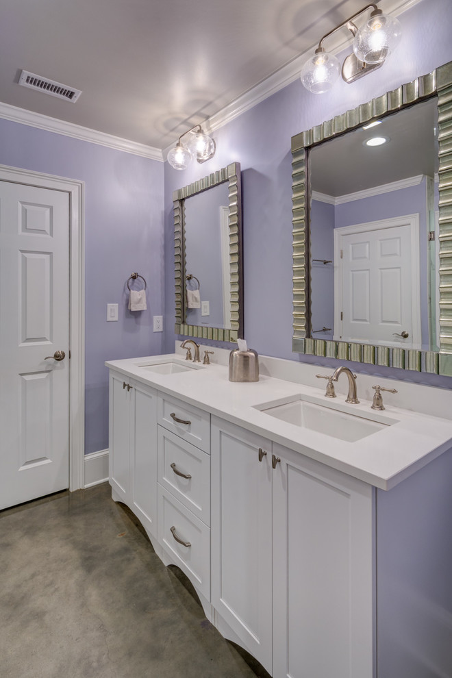 Design ideas for a large classic ensuite bathroom in Atlanta with shaker cabinets, white cabinets, an alcove shower, a two-piece toilet, white tiles, porcelain tiles, purple walls, concrete flooring, a submerged sink, quartz worktops, grey floors, a hinged door and white worktops.