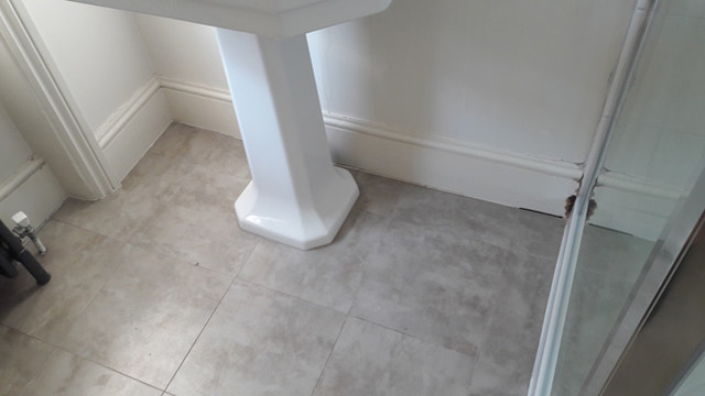 amtico bathroom flooring