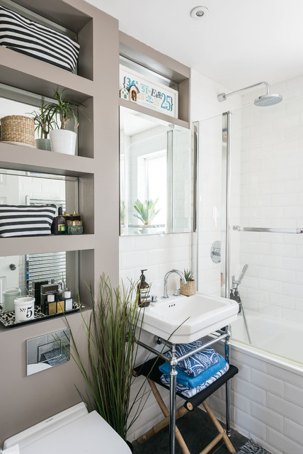 How to Organize a Small Bathroom - Intentional Living
