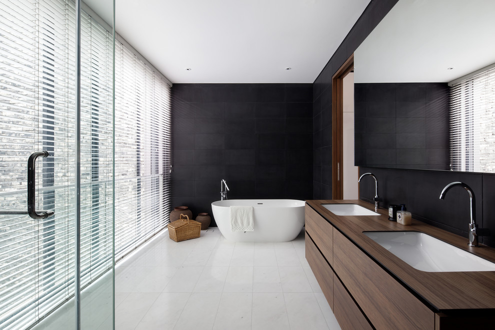 Imagen de cuarto de baño rectangular moderno