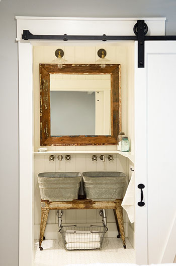 Inspiration for a rustic bathroom remodel in San Francisco