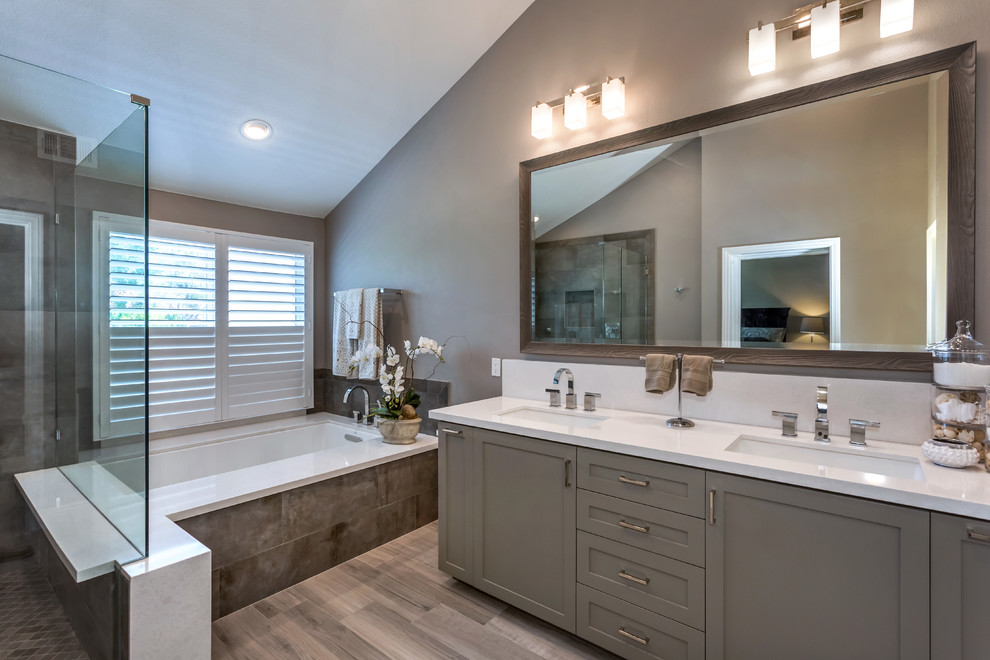 Inspiration for a mid-sized modern bathroom remodel in Orange County