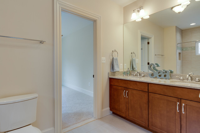 Jack and Jill Bathroom - Traditional - Bathroom - DC Metro - by User ...