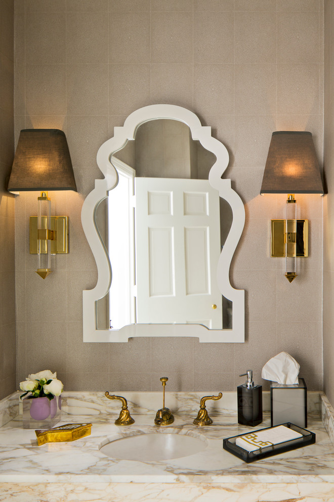 Пример оригинального дизайна: ванная комната в стиле неоклассика (современная классика) с серыми стенами