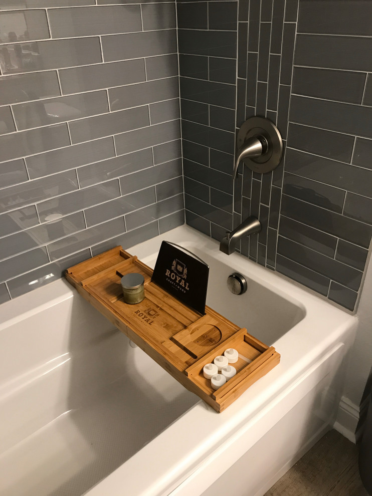 Jacuzzi Alcove Tub Coastal Bathroom Jacksonville by I.Castillo