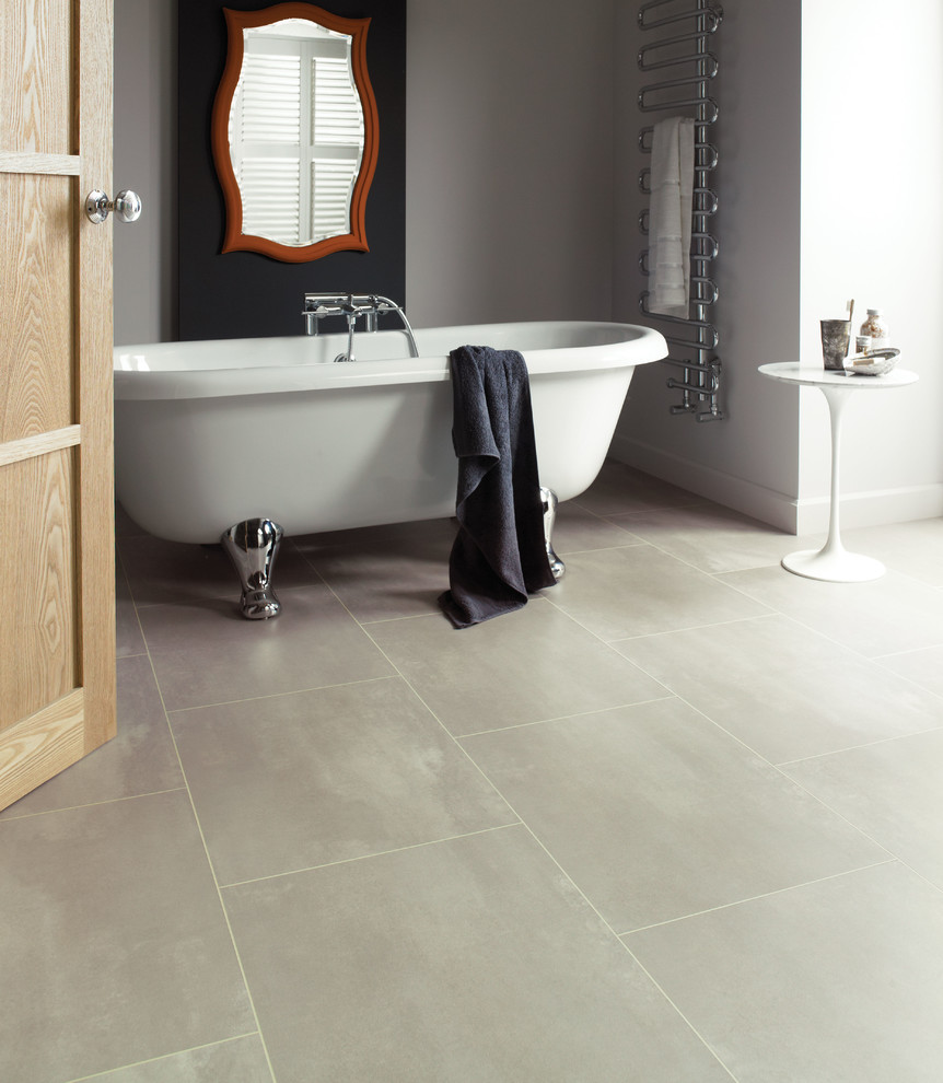 Design ideas for a traditional bathroom in Hertfordshire.