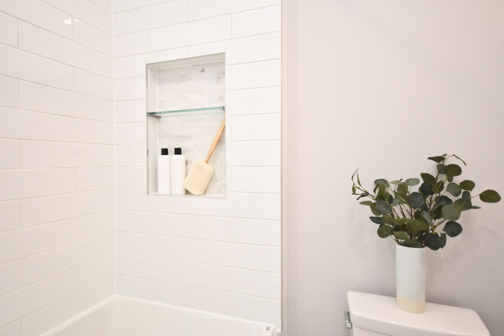 Kenilworth Bathroom Design Project Contemporary Bathroom Ottawa By Essence Designs Houzz