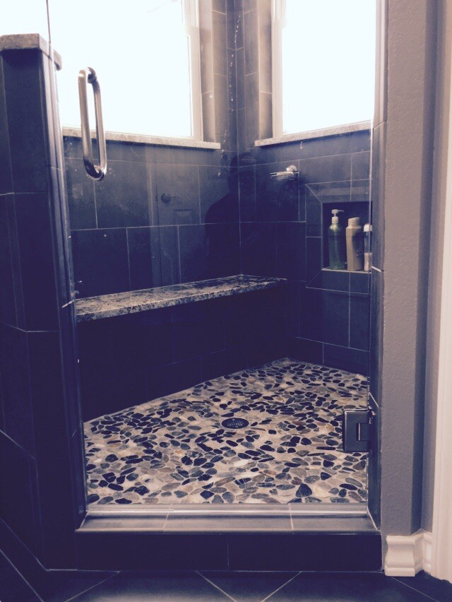 Kerrville Tierra Linda Classique Chic Salle de Bain Austin