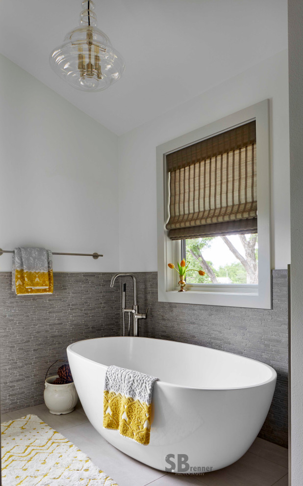 Idées déco pour une salle de bain contemporaine.