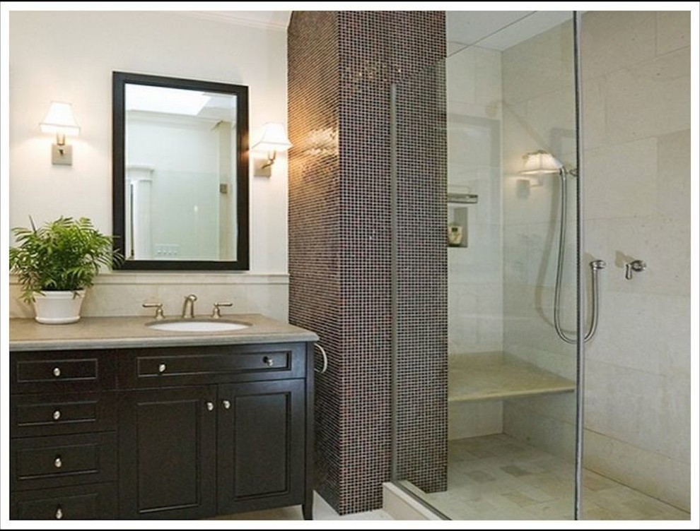 Bild på ett mellanstort funkis badrum med dusch, med ett nedsänkt handfat, släta luckor, svarta skåp, bänkskiva i kvarts, grön kakel, keramikplattor, vita väggar och klinkergolv i keramik