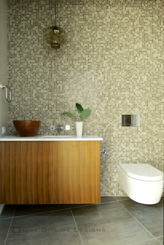 Inspiration for a modern bathroom remodel in Vancouver