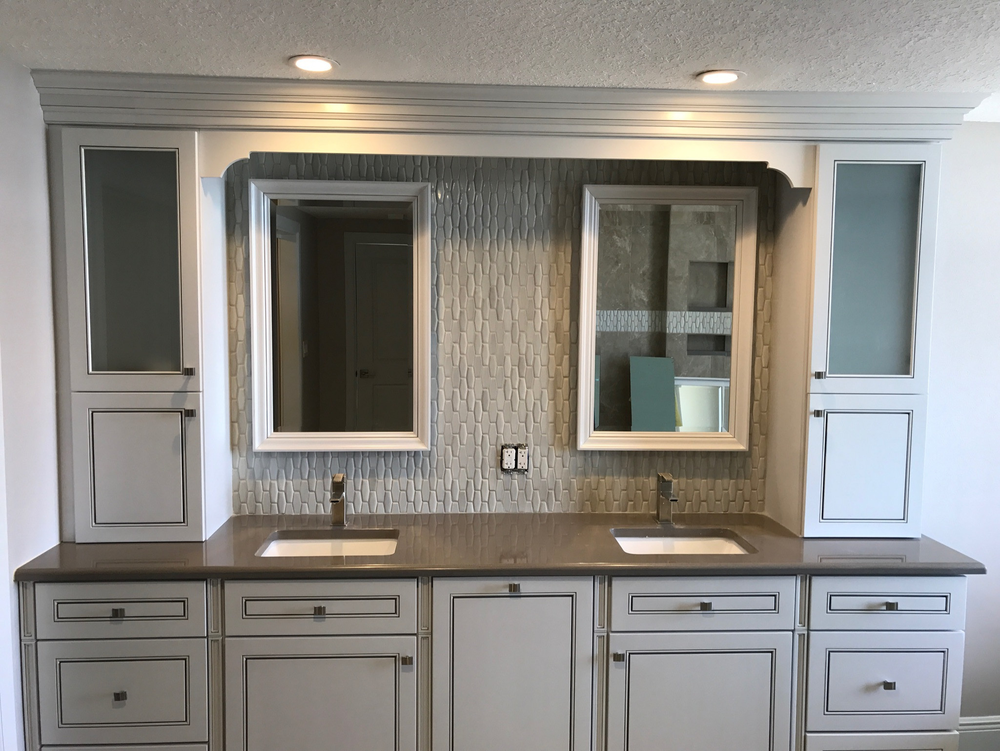 Kraftmaid Provence Maple Dove White With Cinder Glaze Traditional Bathroom Tampa By Christina Rayburn At Prosource Houzz Kraftmaid Provence Maple Dove White With Cinder Glaze Traditional Bathroom Tampa By Christina Rayburn At Prosource Houzz
