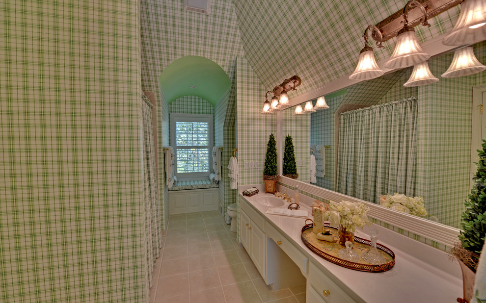 Inspiration for a rustic bathroom remodel in Atlanta