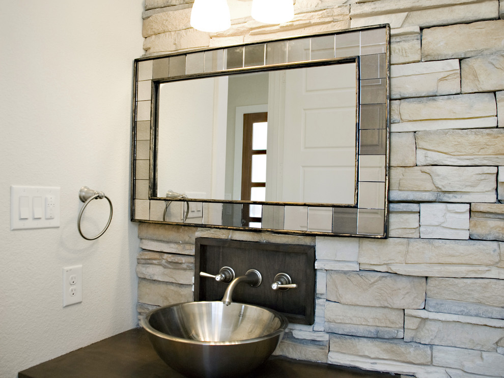 Bathroom - contemporary bathroom idea in Dallas with a vessel sink