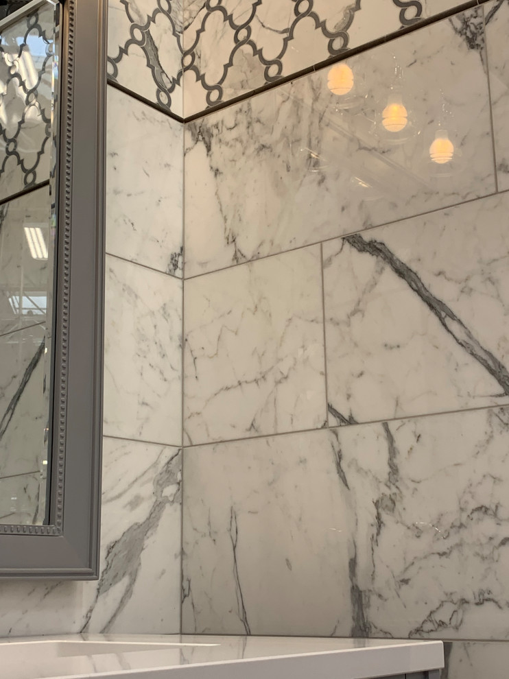 Large & Bold Format Tile Two Tile Types in Correct Scale