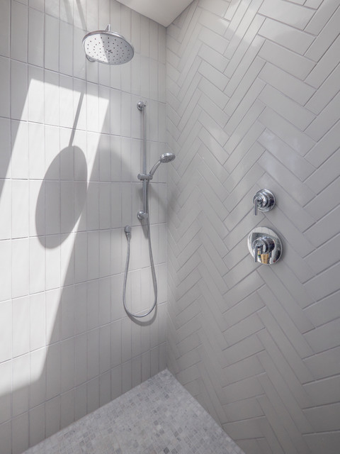 Large Grey Herringbone Tiles For Walk-In Shower - Transitional - Bathroom -  San Diego - By Fireclay Tile | Houzz Ie