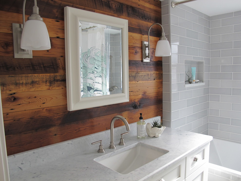 This is an example of a rustic bathroom in Boston.