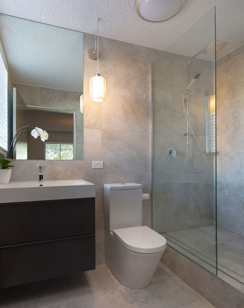 Inspiration for a small modern bathroom remodel in Brisbane