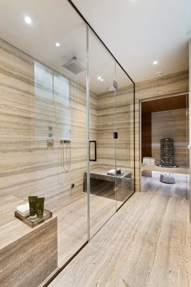 ロンドンにある広いコンテンポラリースタイルのおしゃれなバスルーム (浴槽なし) (洗い場付きシャワー、開き戸のシャワー) の写真