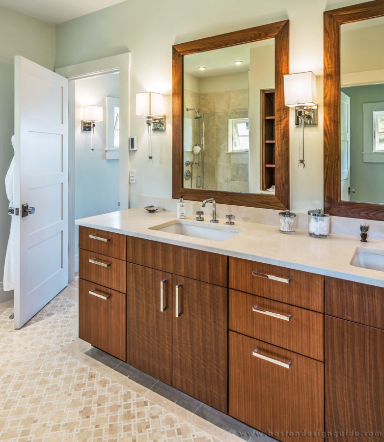 Ispirazione per una grande stanza da bagno padronale design con ante lisce, ante in legno bruno, top in granito e piastrelle beige