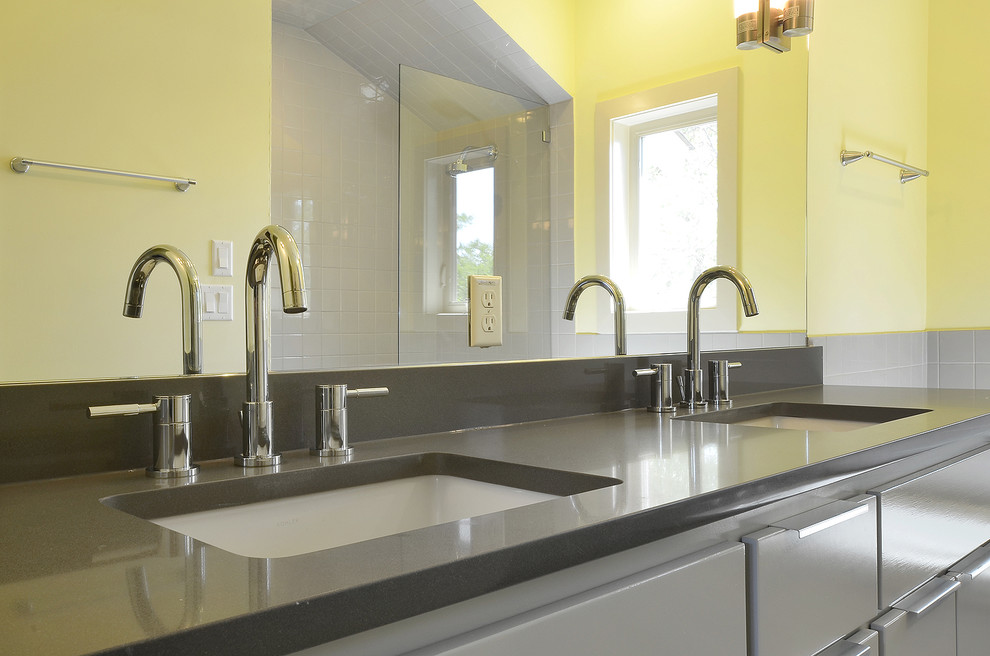 Live Oak - Modern - Bathroom - Austin - by Brodie Builders | Houzz