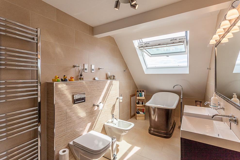 Modernes Badezimmer in Hampshire