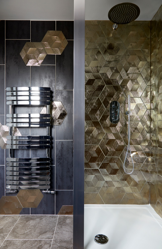 Corner shower - mid-sized contemporary master black tile gray floor corner shower idea in Surrey