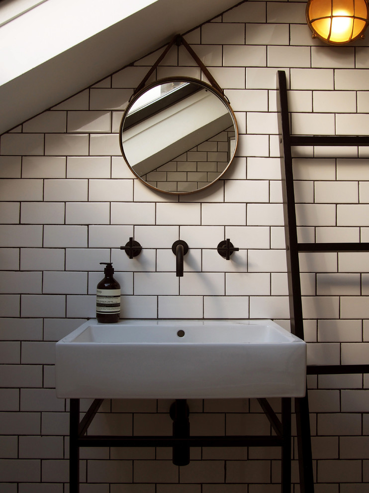 Inspiration for a scandinavian bathroom remodel in London
