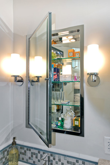 Bathroom Medicine Cabinet, One External Shelf, Single Door Mirror