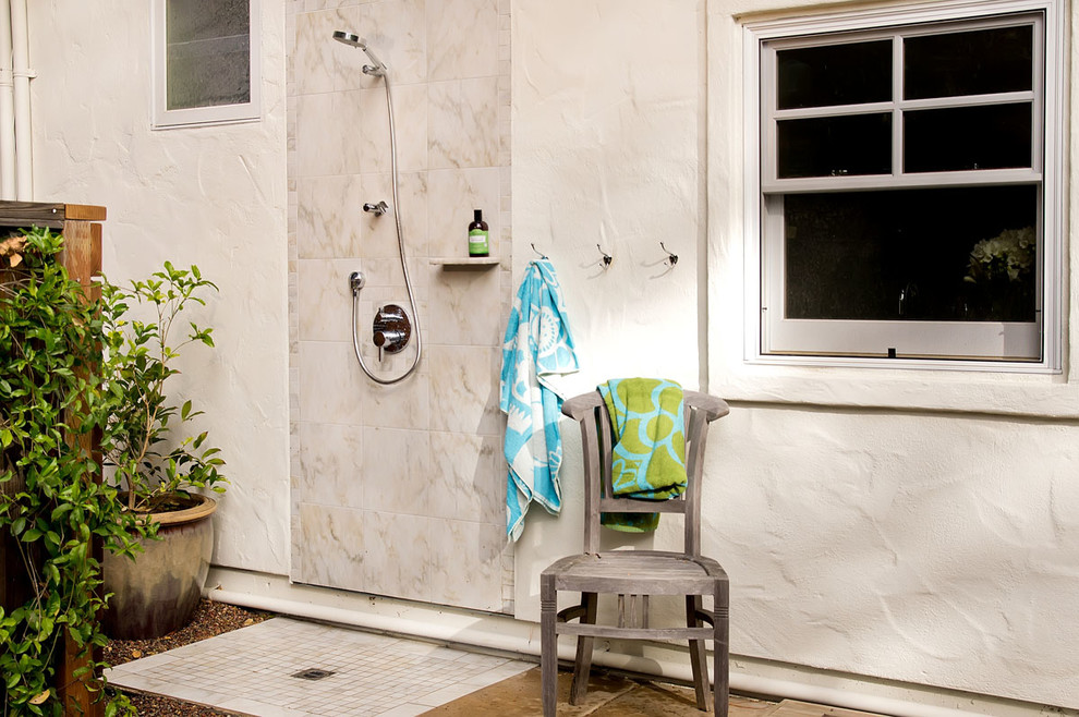 Traditional bathroom in San Francisco with a walk-in shower, beige tiles and ceramic tiles.